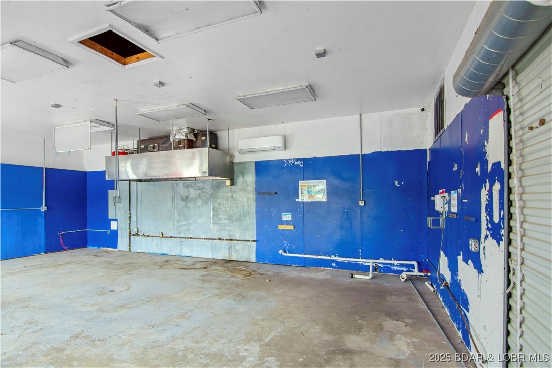 Barnett, Missouri 65011, United States, ,Commercial,Active,126923