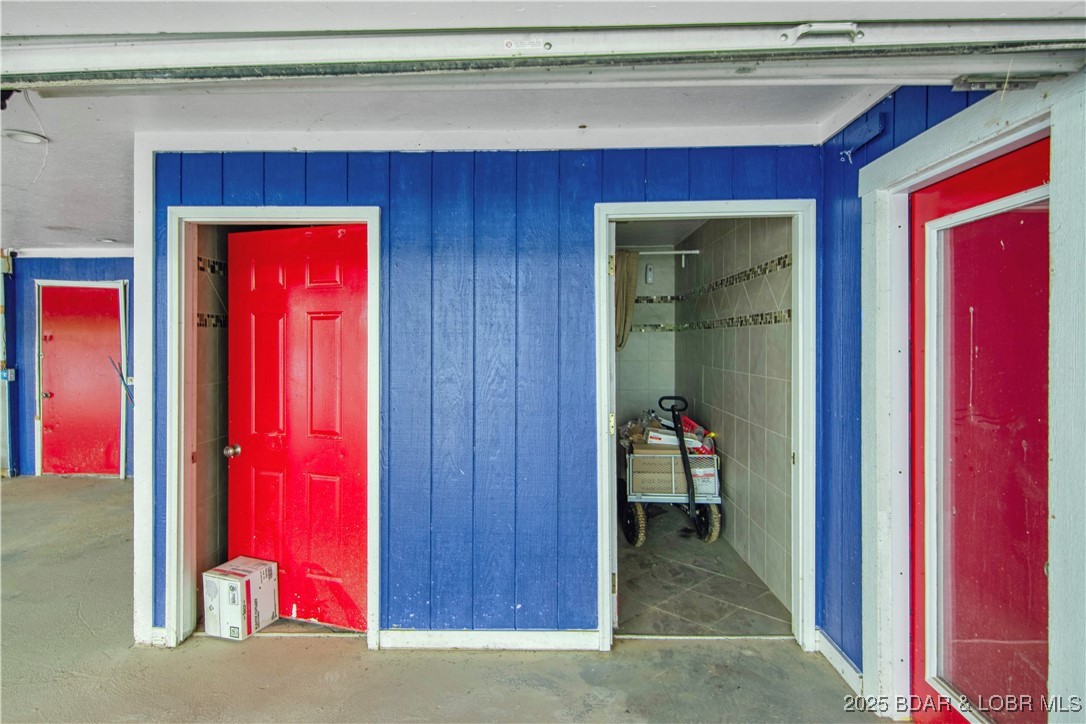 Barnett, Missouri 65011, United States, ,Commercial,Active,126923