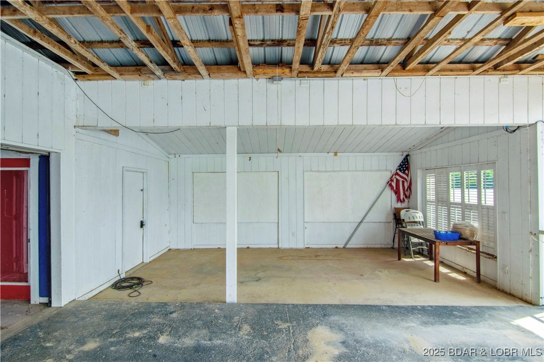 Barnett, Missouri 65011, United States, ,Commercial,Active,126923