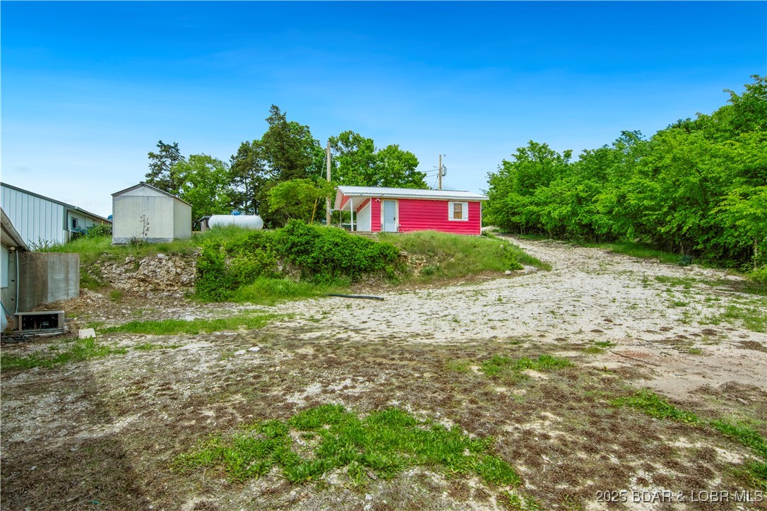 Barnett, Missouri 65011, United States, ,Commercial,Active,126923