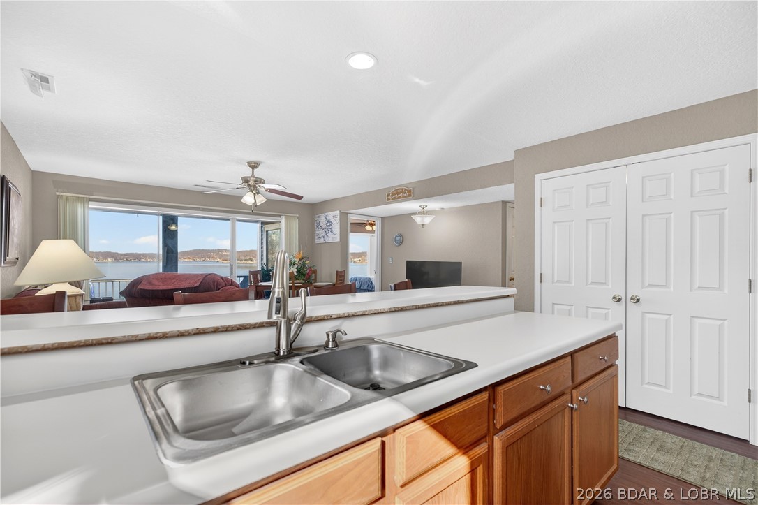 Windsor Bay Condominium - Residential