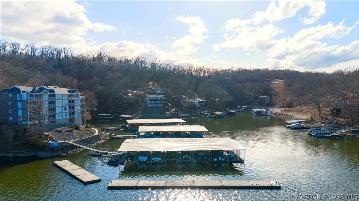 Windsor Bay Condominium - Residential