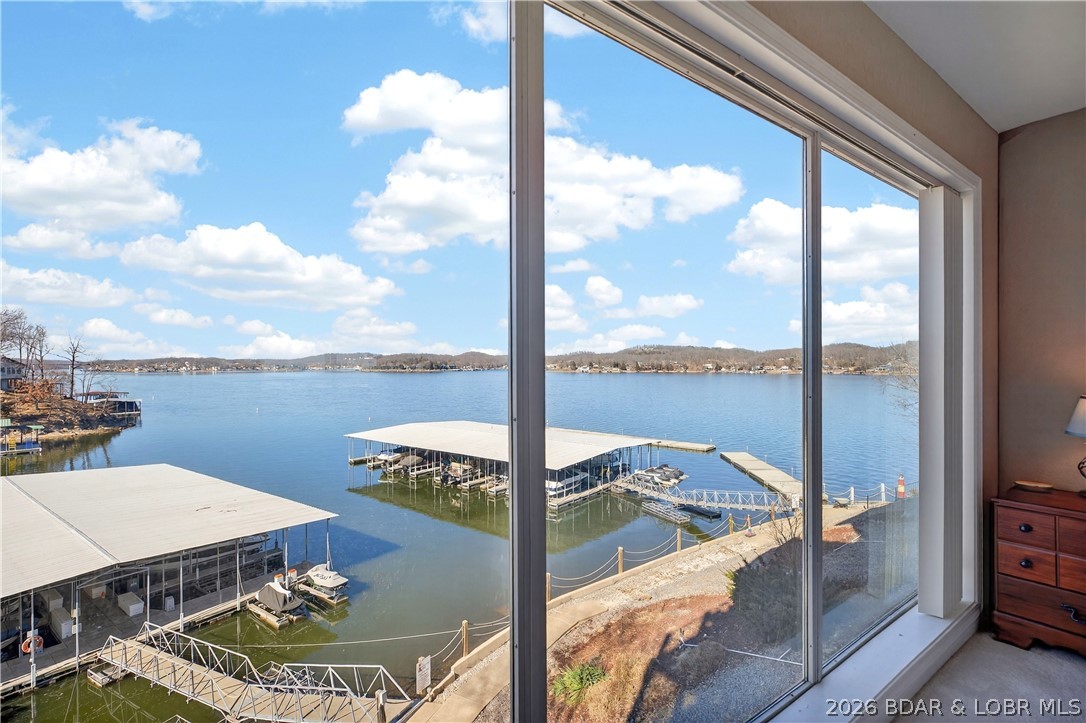 Windsor Bay Condominium - Residential