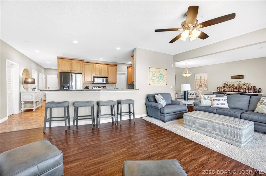 CapeRoyale At Ski Harbor Condo - Residential