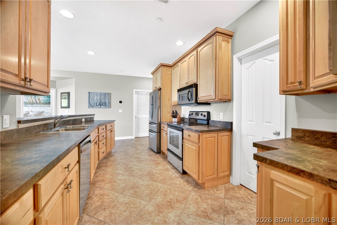 CapeRoyale At Ski Harbor Condo - Residential