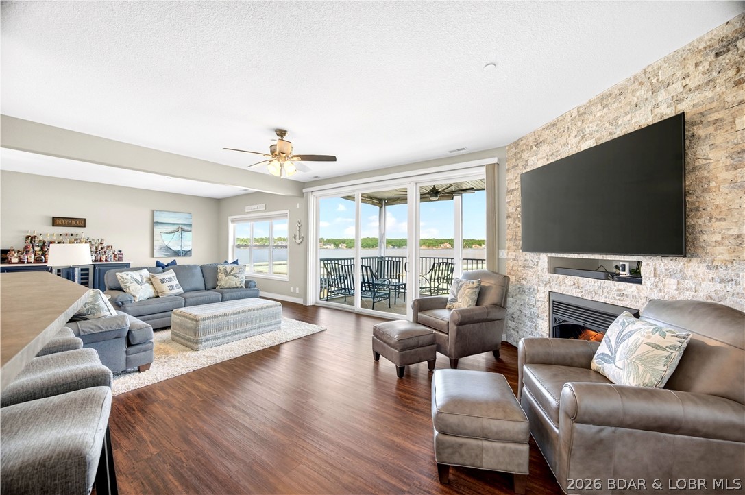 CapeRoyale At Ski Harbor Condo - Residential