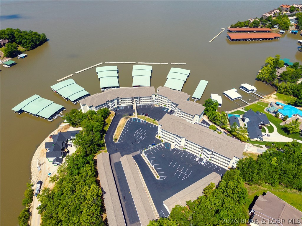 CapeRoyale At Ski Harbor Condo - Residential