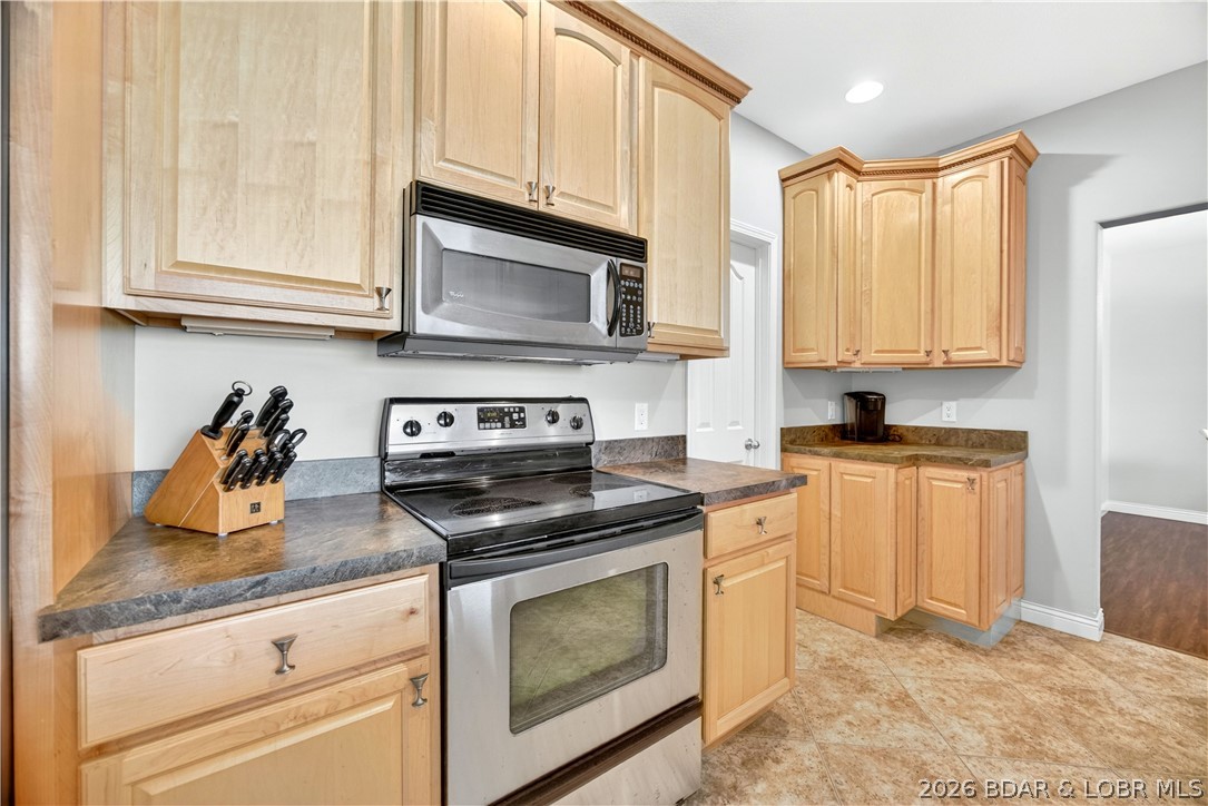 CapeRoyale At Ski Harbor Condo - Residential