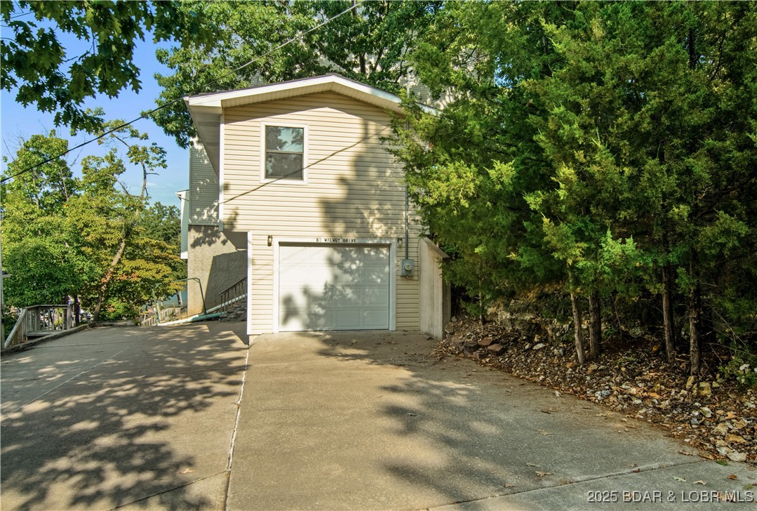 Lake Ozark, Missouri 65049, United States, 5 Bedrooms Bedrooms, ,3 BathroomsBathrooms,Residential,Active,213396