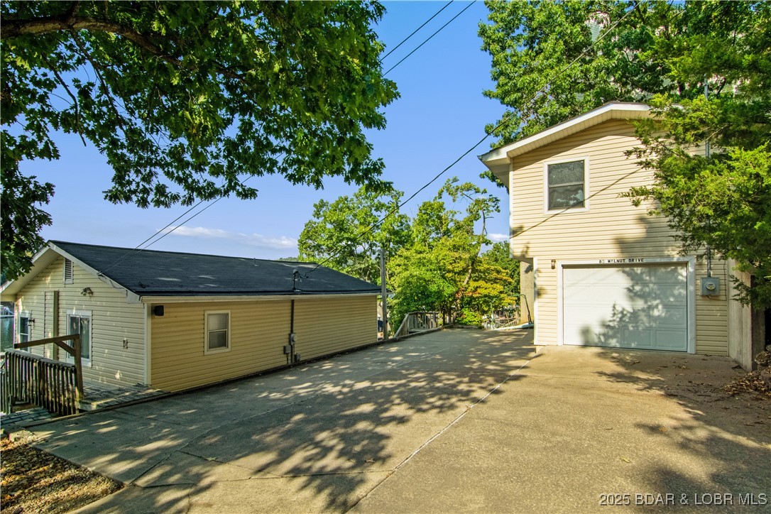 Lake Ozark, Missouri 65049, United States, 5 Bedrooms Bedrooms, ,3 BathroomsBathrooms,Residential,Active,213396