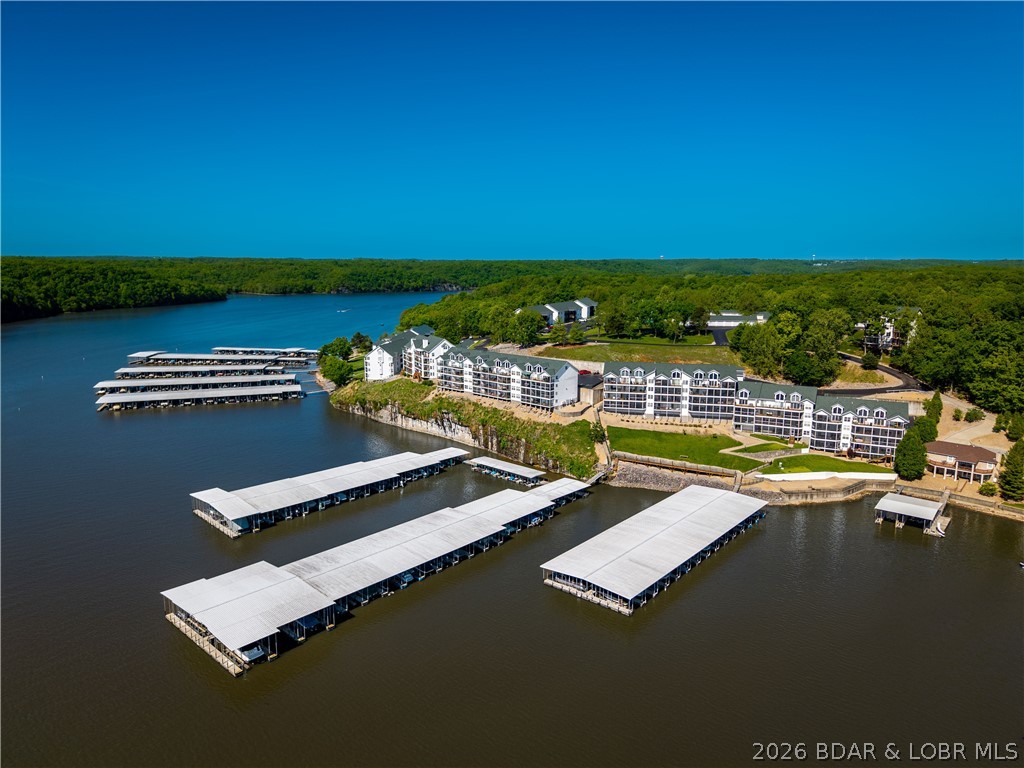 Park Place On The Lake - Residential