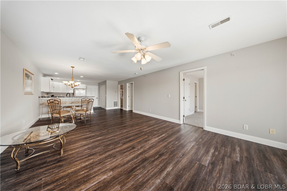 Park Place On The Lake - Residential