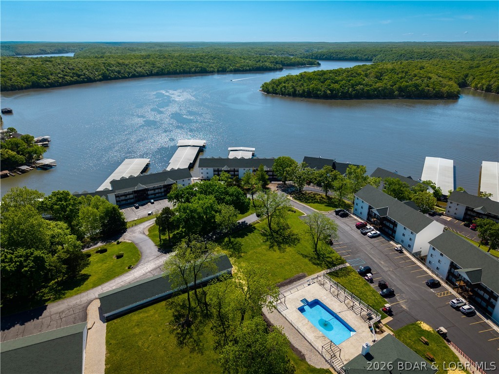 Park Place On The Lake - Residential