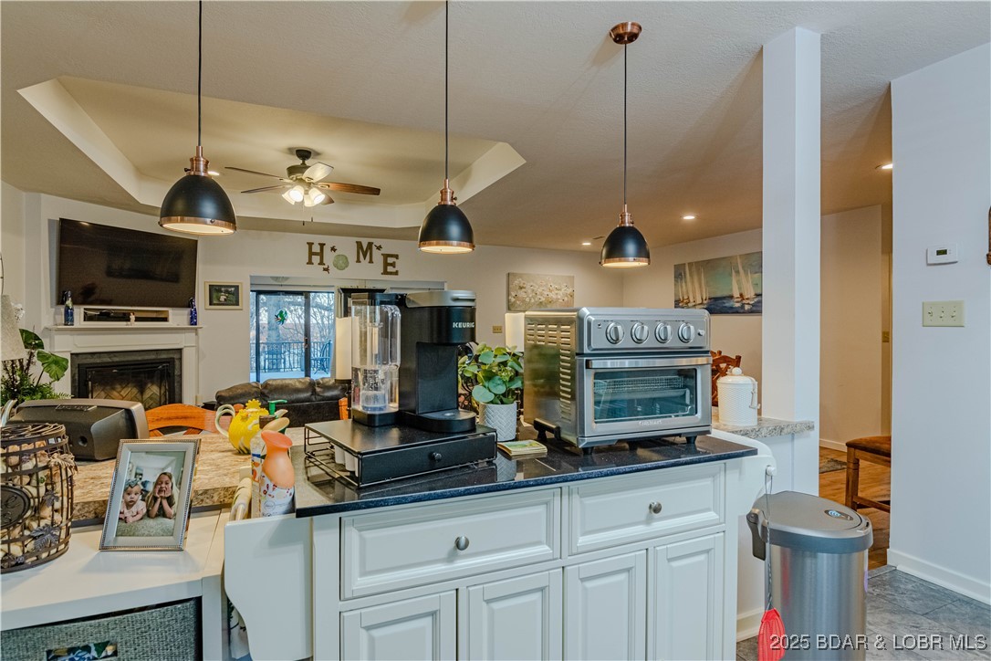 Lake Ozark, Missouri 65049, United States, 3 Bedrooms Bedrooms, ,2 BathroomsBathrooms,Residential,Active,163594