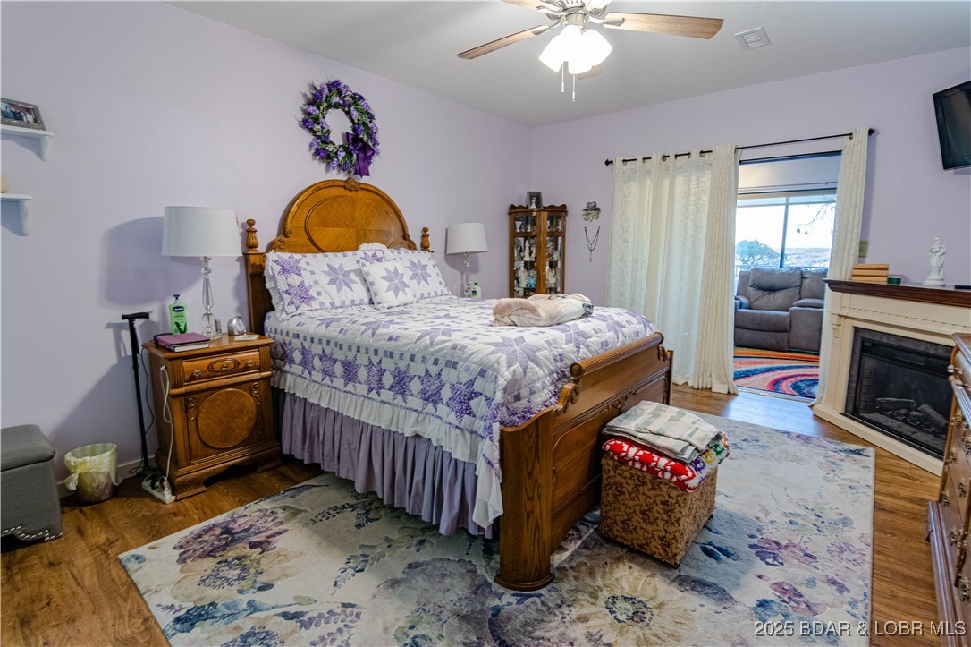 Lake Ozark, Missouri 65049, United States, 3 Bedrooms Bedrooms, ,2 BathroomsBathrooms,Residential,Active,163594