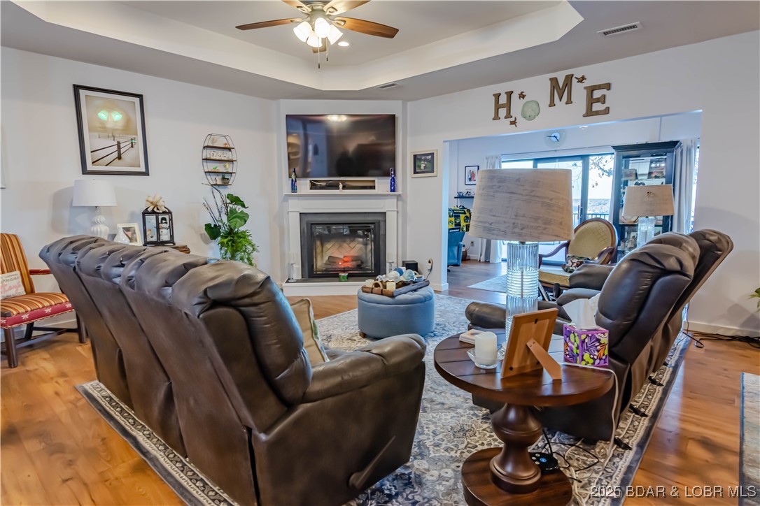 Lake Ozark, Missouri 65049, United States, 3 Bedrooms Bedrooms, ,2 BathroomsBathrooms,Residential,Active,163594