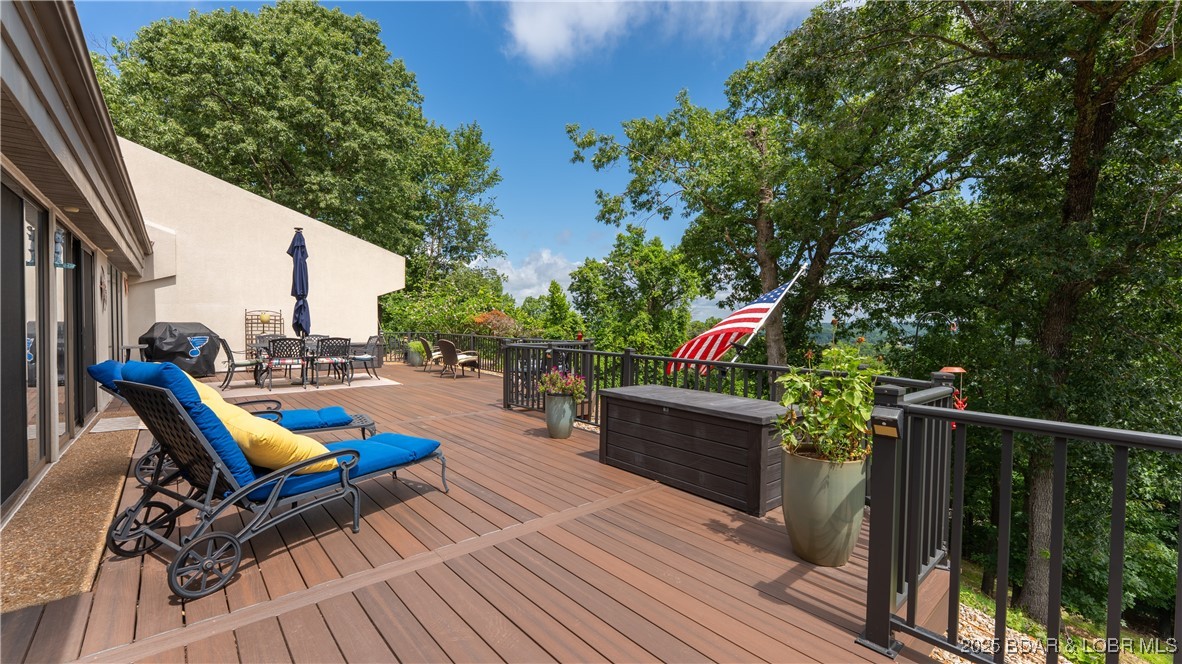 Lake Ozark, Missouri 65049, United States, 3 Bedrooms Bedrooms, ,2 BathroomsBathrooms,Residential,Active,163594