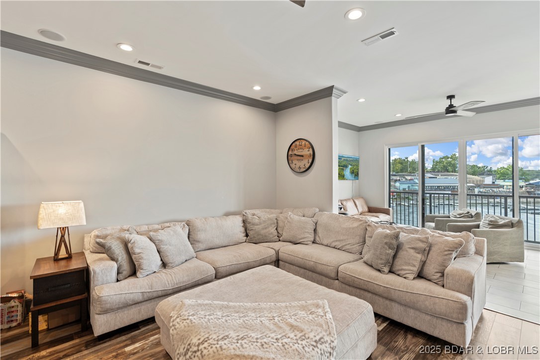 The Hamptons Condominium - Residential