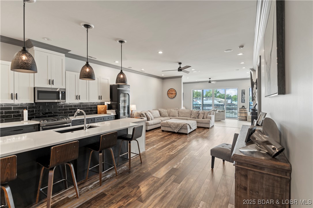 The Hamptons Condominium - Residential