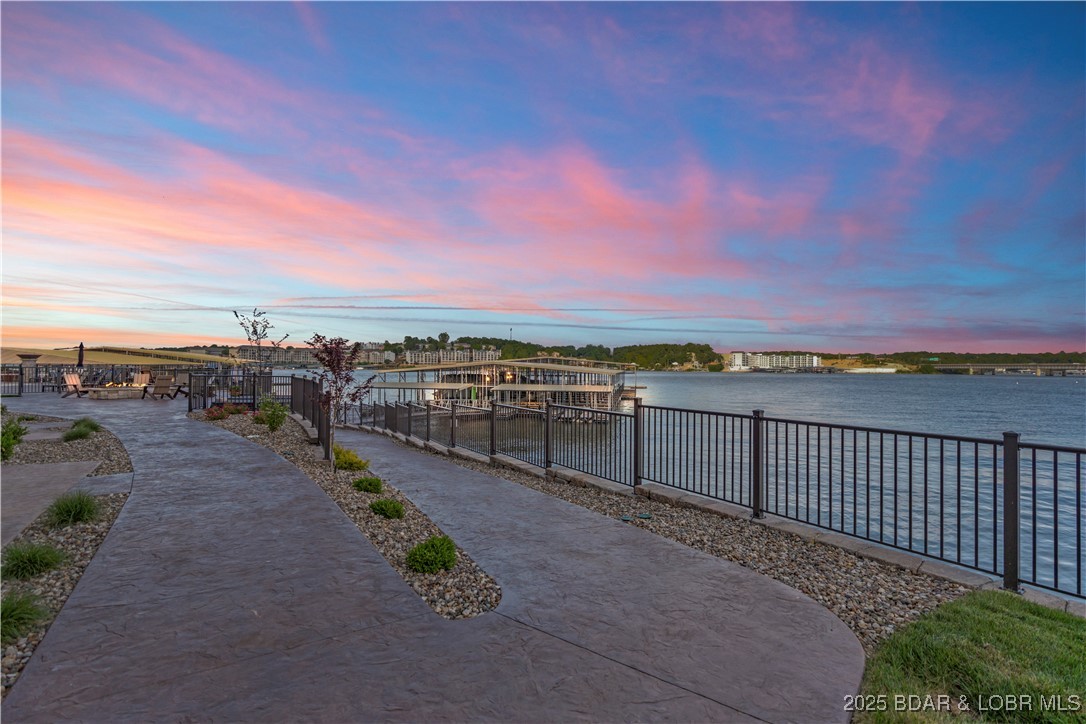 The Hamptons Condominium - Residential