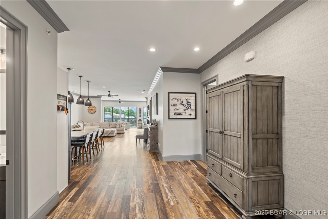 The Hamptons Condominium - Residential