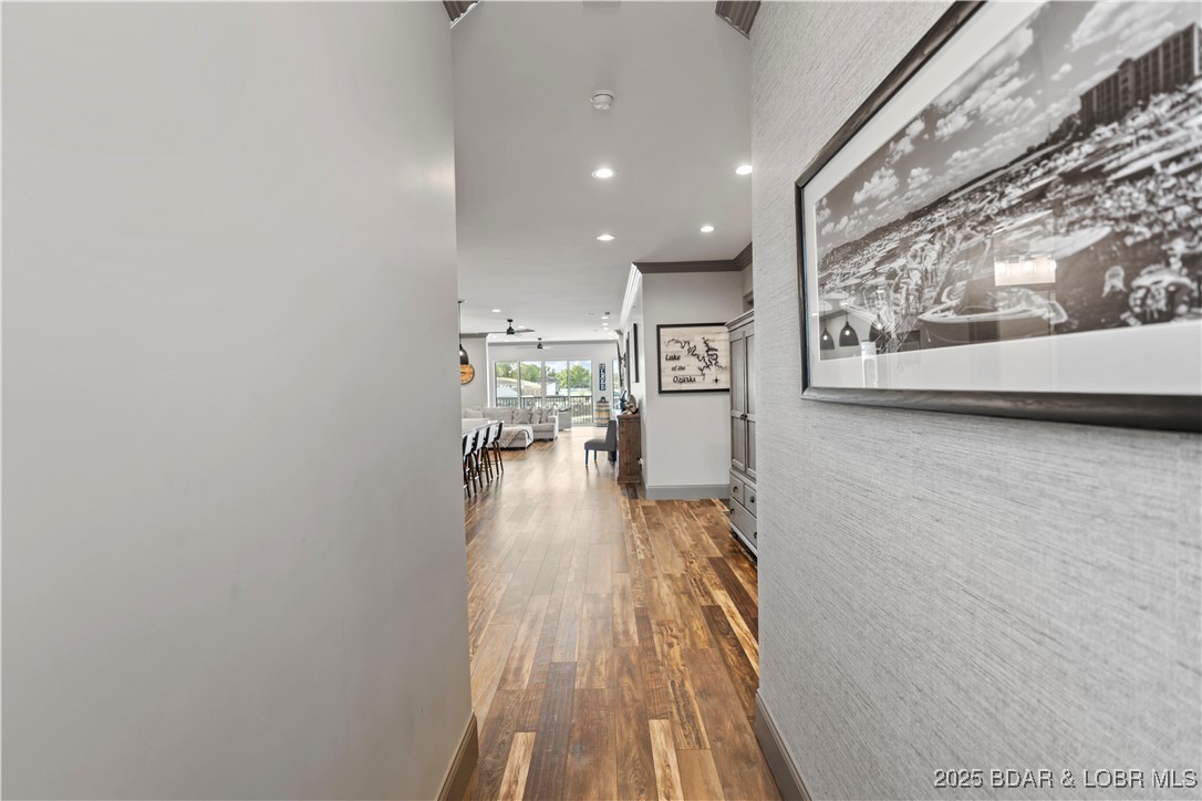 The Hamptons Condominium - Residential