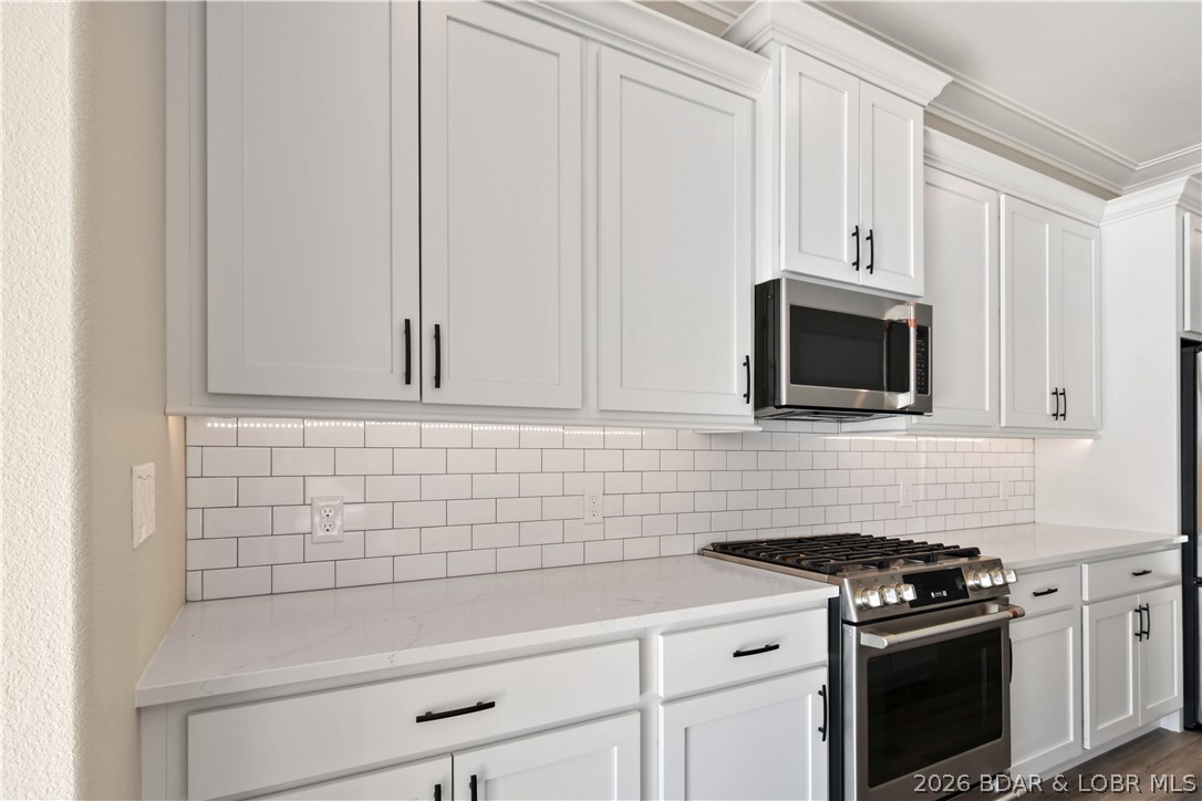 The Hamptons Condominium - Residential