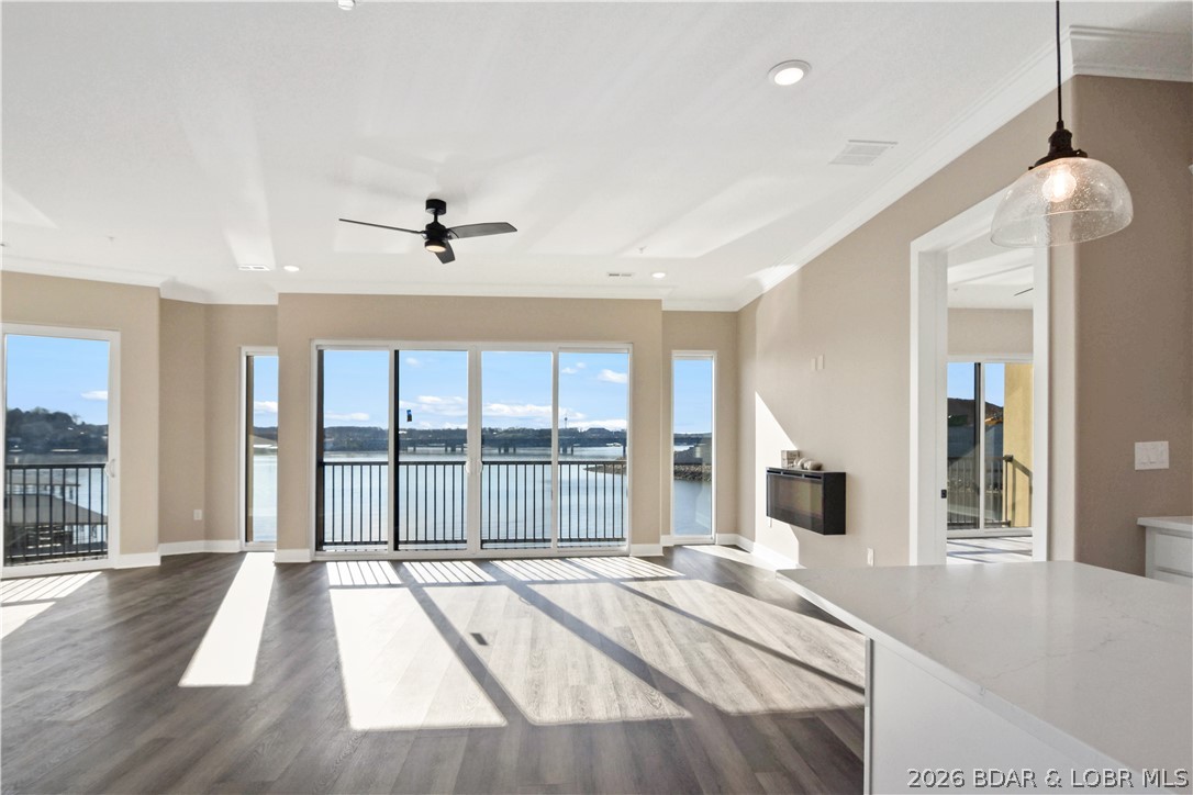 The Hamptons Condominium - Residential