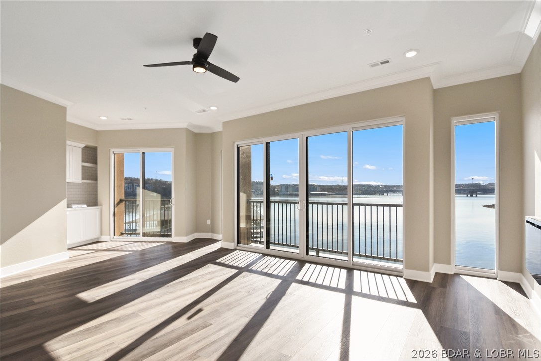 The Hamptons Condominium - Residential