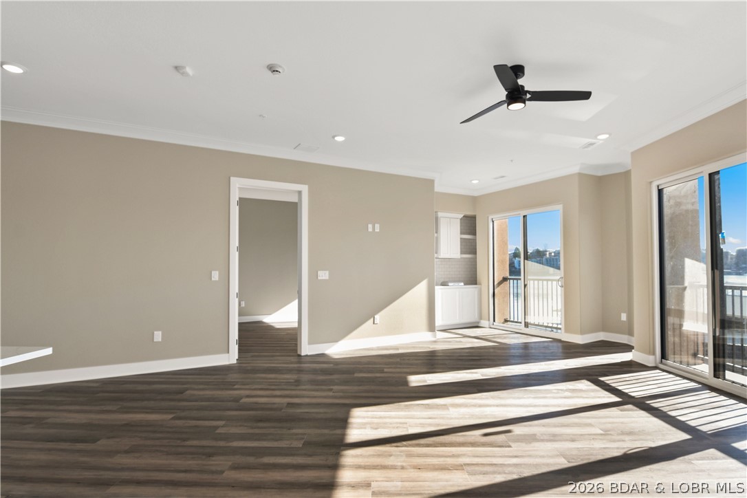 The Hamptons Condominium - Residential