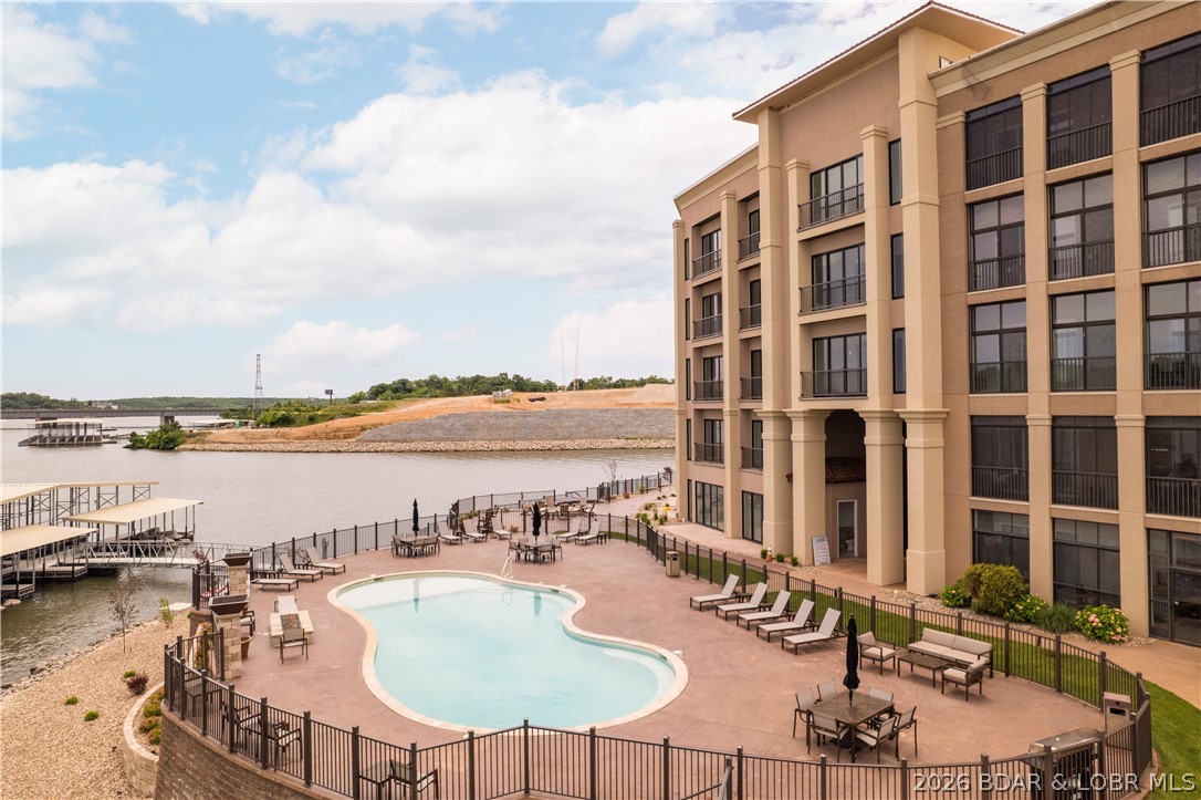 The Hamptons Condominium - Residential