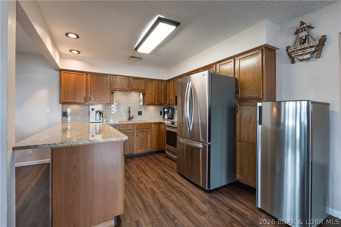 Lake Valley Condominiums - Residential