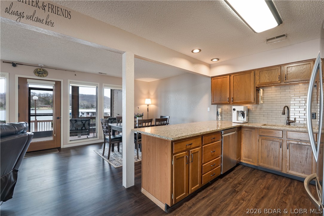 Lake Valley Condominiums - Residential