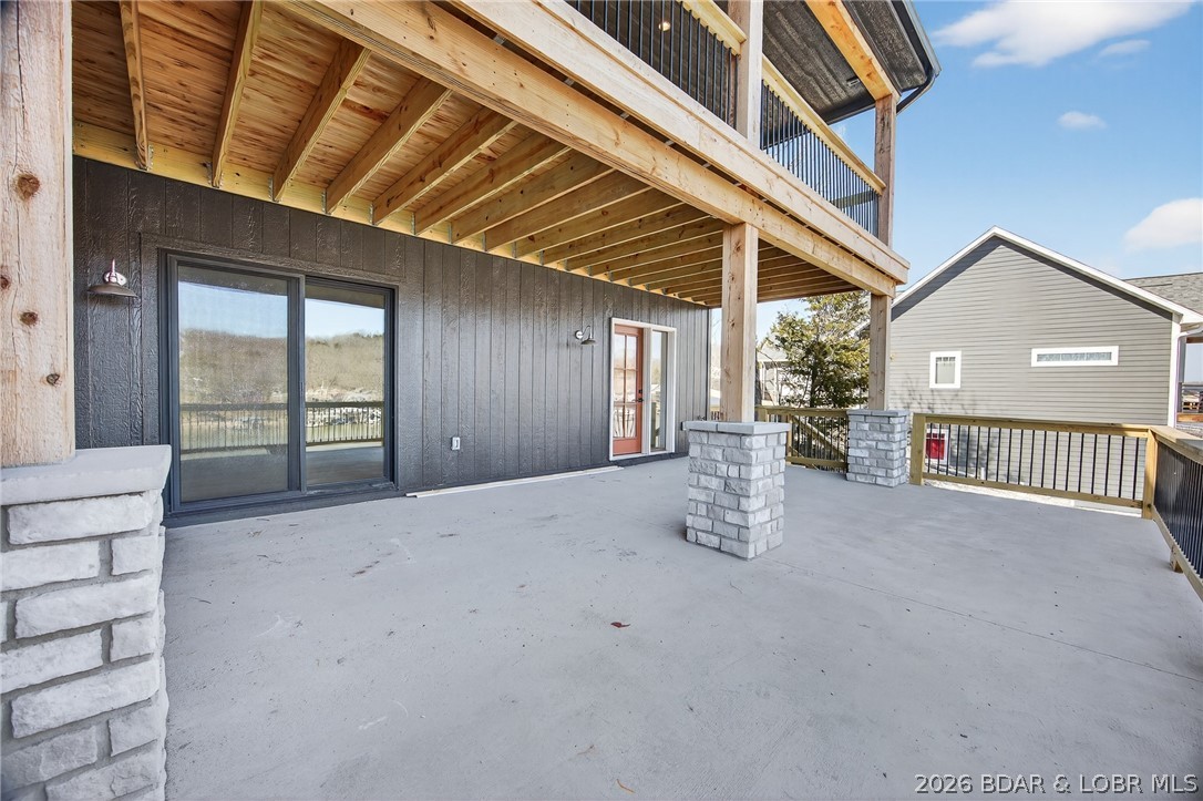 Arrowridge Shores - Residential