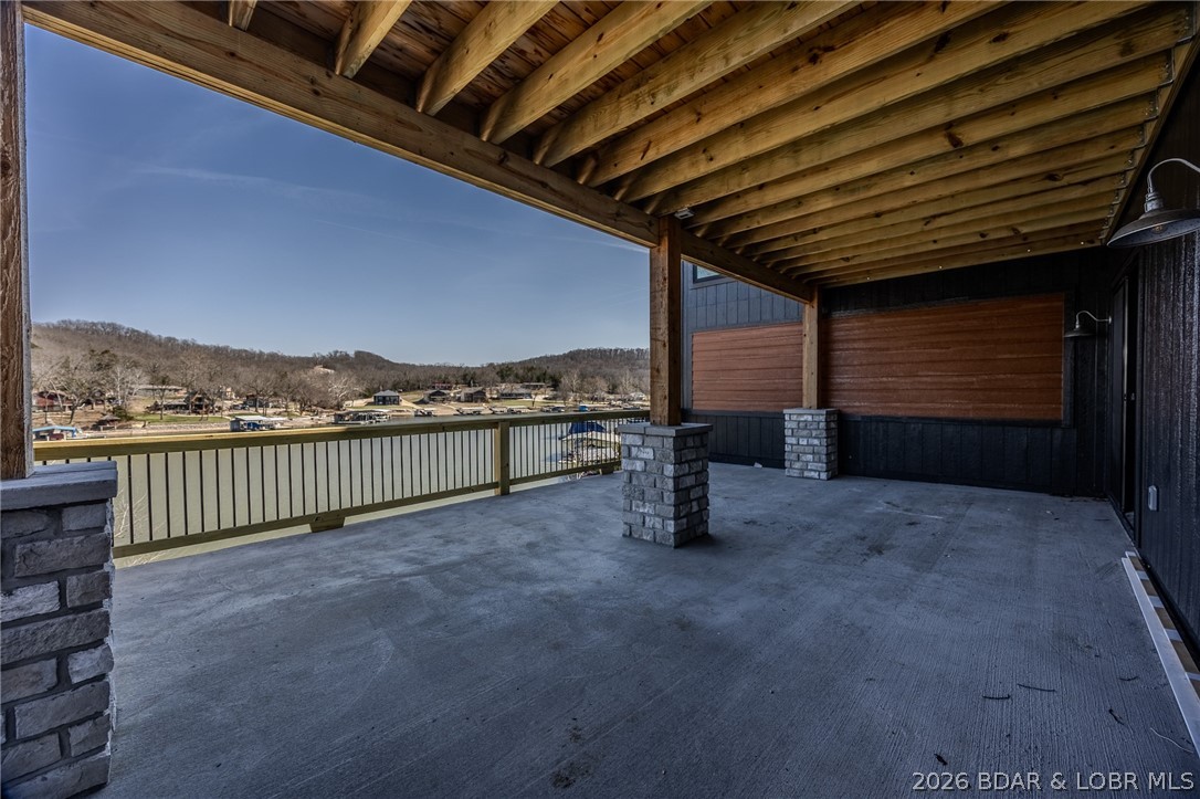 Arrowridge Shores - Residential