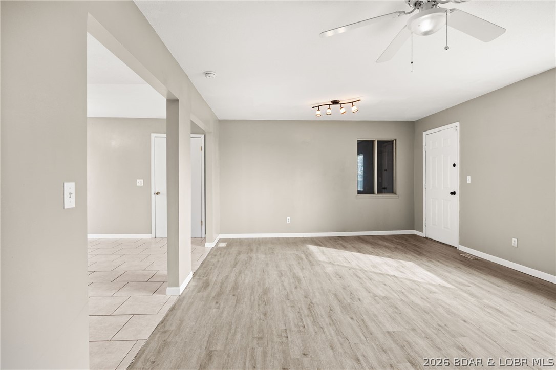 El Tampa Acres - Residential