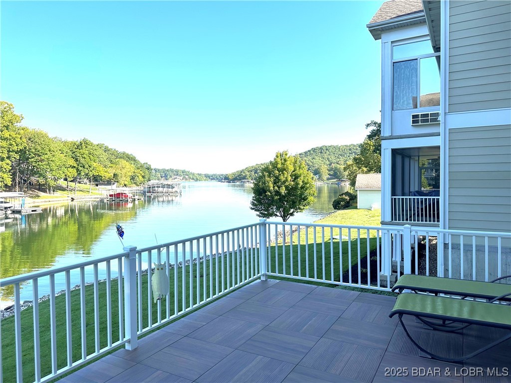 Country Club Cove - Residential