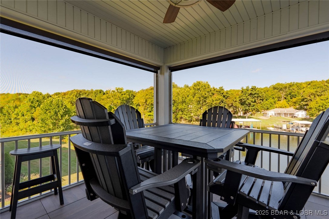 Country Club Cove - Residential