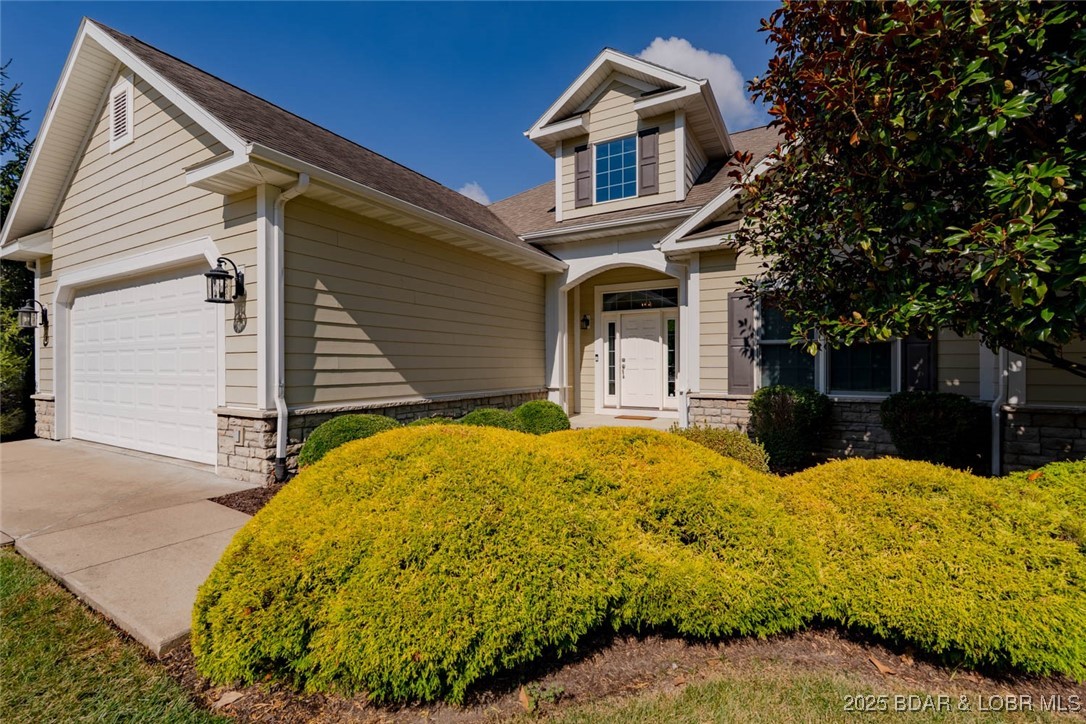 Country Club Cove - Residential