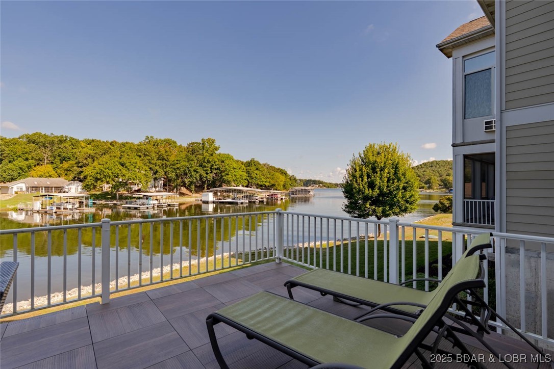 Country Club Cove - Residential