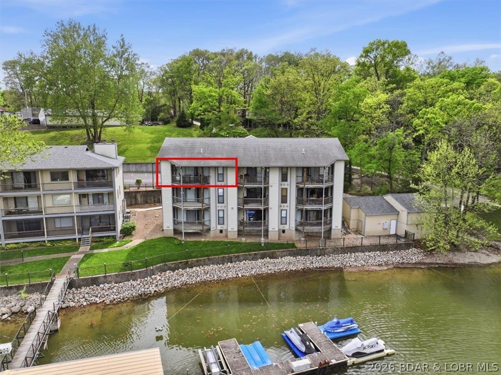The Willows On The Lake - Residential