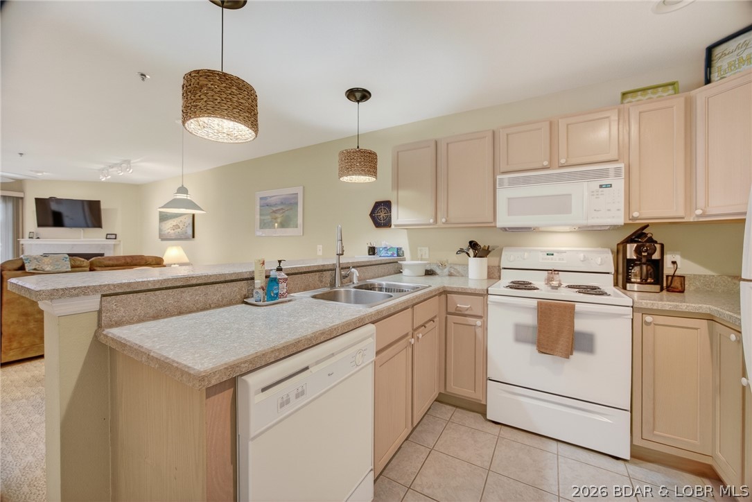 Cedar Glen Condominium - Residential