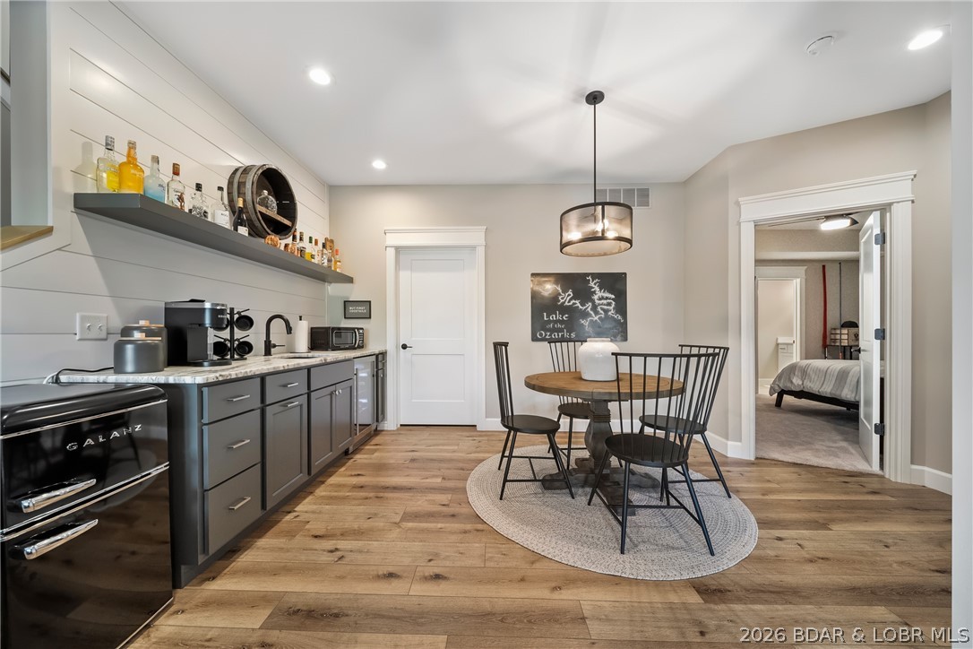 Forestridge Village At Shawnee - Residential