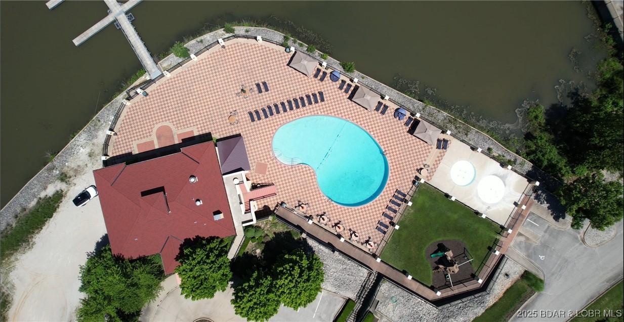 Grand Point No. 2 - Land