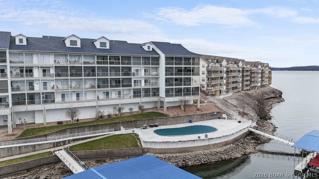 Stoneledge Condominium - Residential