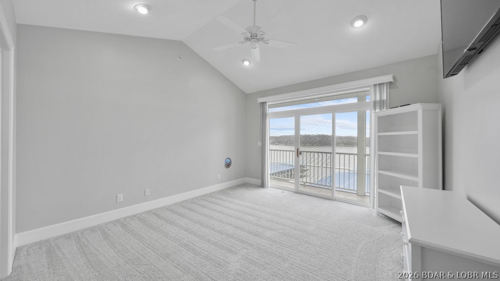 Stoneledge Condominium - Residential