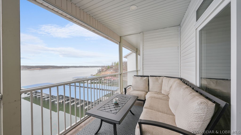 Stoneledge Condominium - Residential