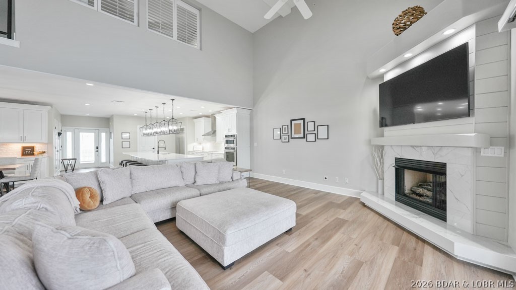 Stoneledge Condominium - Residential