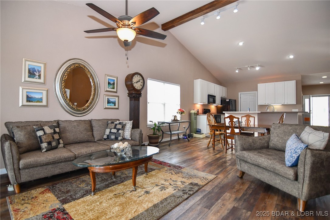 Villas At Grandview - Residential