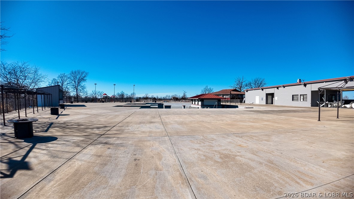 Four Seasons Racqt-Cntry Club - Residential